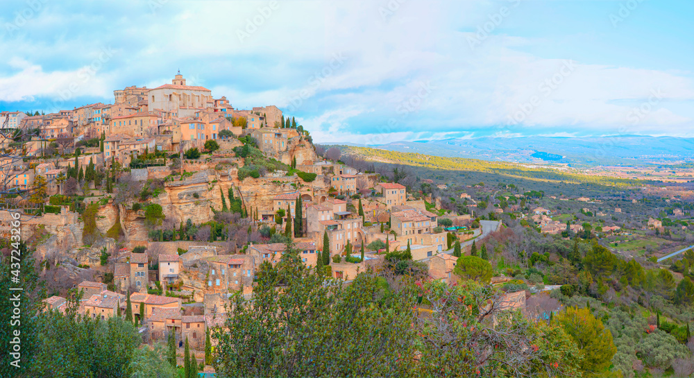 Beautiful medieval town of Gordes - Provence, France