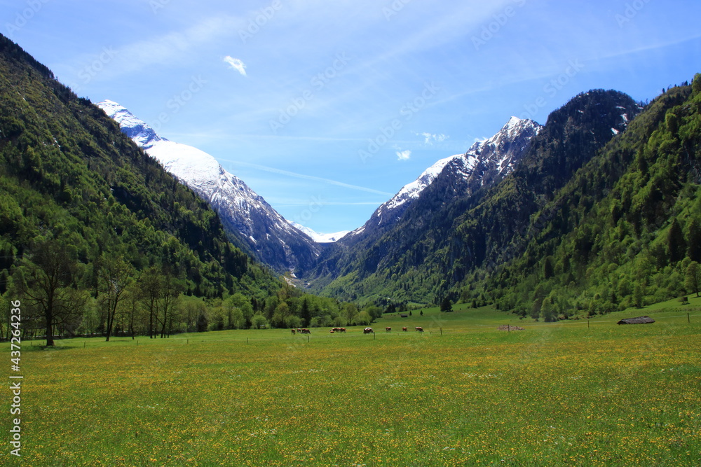 Blick in die Alpen bei Kaprun Richtung Kitzsteinhorn Blick in die Alpen bei Kaprun Richtung Kitzsteinhorn