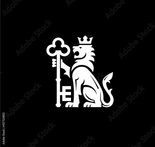 Luxury heraldic Royal Lion King logo design, Vintage Crest luxury logo vector illustration