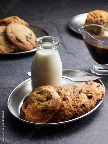 cookies and milk
