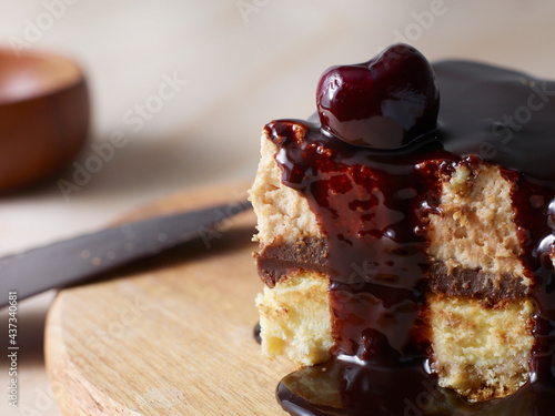 cheesecake with chocolate