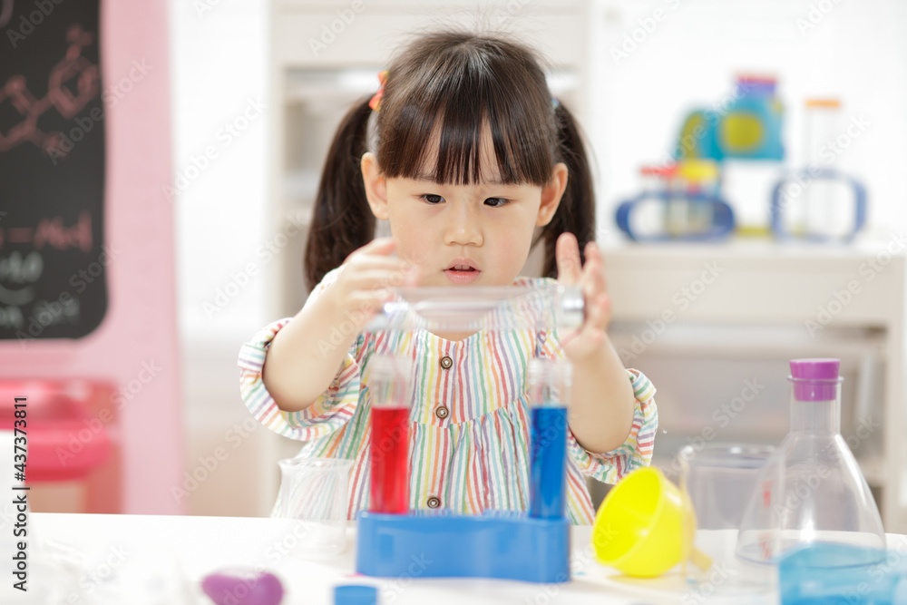 young girl play science experiments for homeschooling young girl play science experiments for homeschooling
