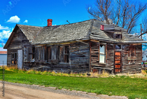 An abandoned house in Winnett Montana.
 photo