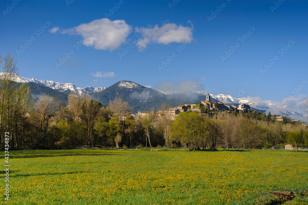 Serra del Cadí range seen from Bellver de Cerdanya in spring (Cerdanya, Catalonia, Spain, Pyrenees)