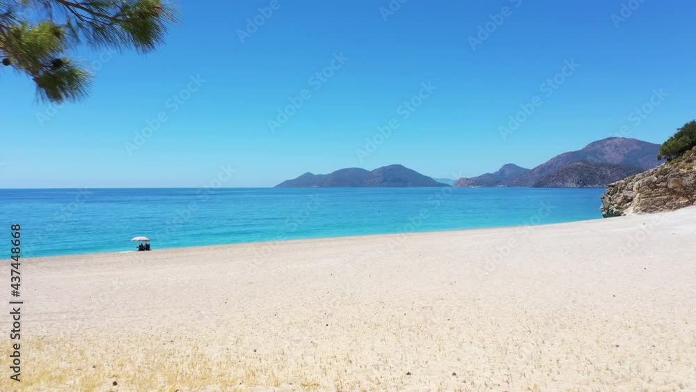 Ölüdeniz is a small neighbourhood and beach resort in the Fethiye district of Muğla Province, on the Turquoise Coast of southwestern Turkey, at the conjunction point of the Aegean and Mediterranean. Ölüdeniz is a small neighbourhood and beach resort in the Fethiye district of Muğla Province, on the Turquoise Coast of southwestern Turkey, at the conjunction point of the Aegean and Mediterranean.