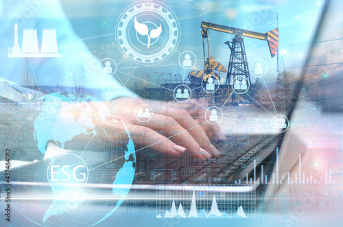 a concept for investing in the oil and gas industry protected by advanced technologies and ESG criteria