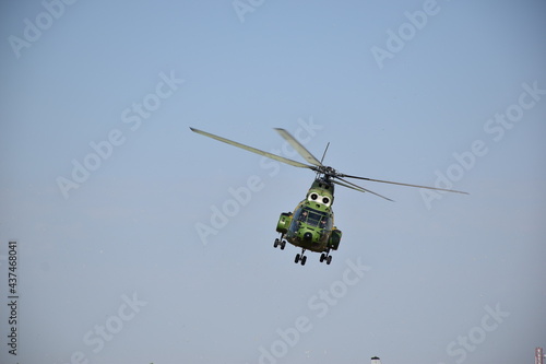 Fototapeta Naklejka Na Ścianę i Meble -  military helicopter in flight