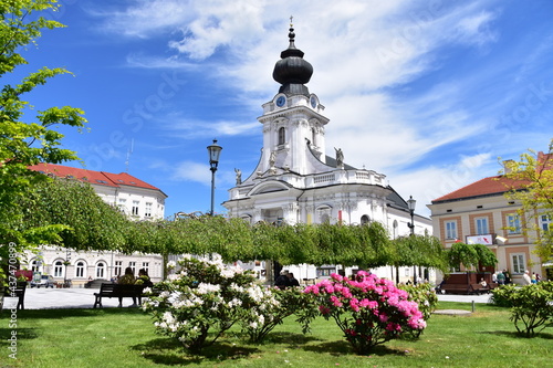 Bazylika Wadowice, kościół katolicki w rodzinnym mieście Karola Wojtyły photo
