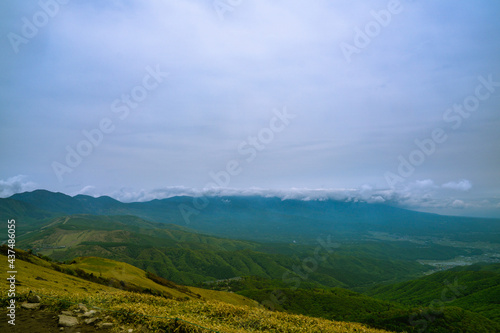 車山 山頂からの眺望 霧ヶ峰 5月