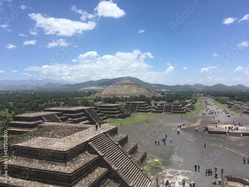  Teotihuacan pyramid © mkt photos