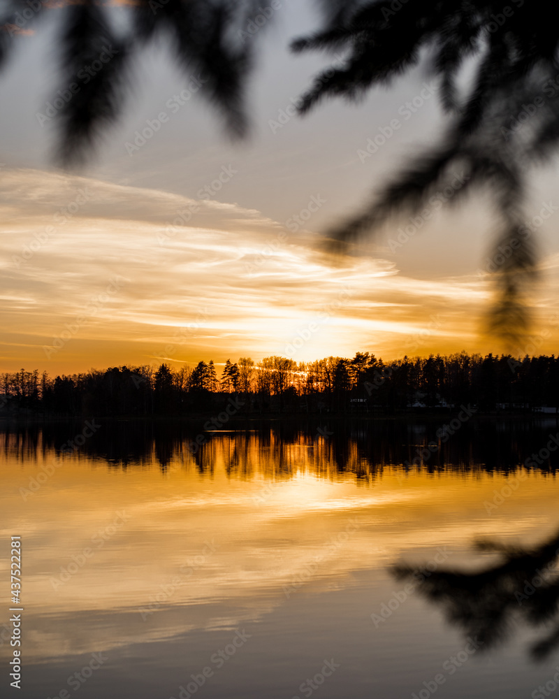 Obraz premium lake sunset
