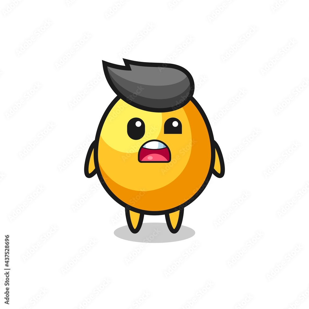 Naklejka premium the shocked face of the cute golden egg mascot