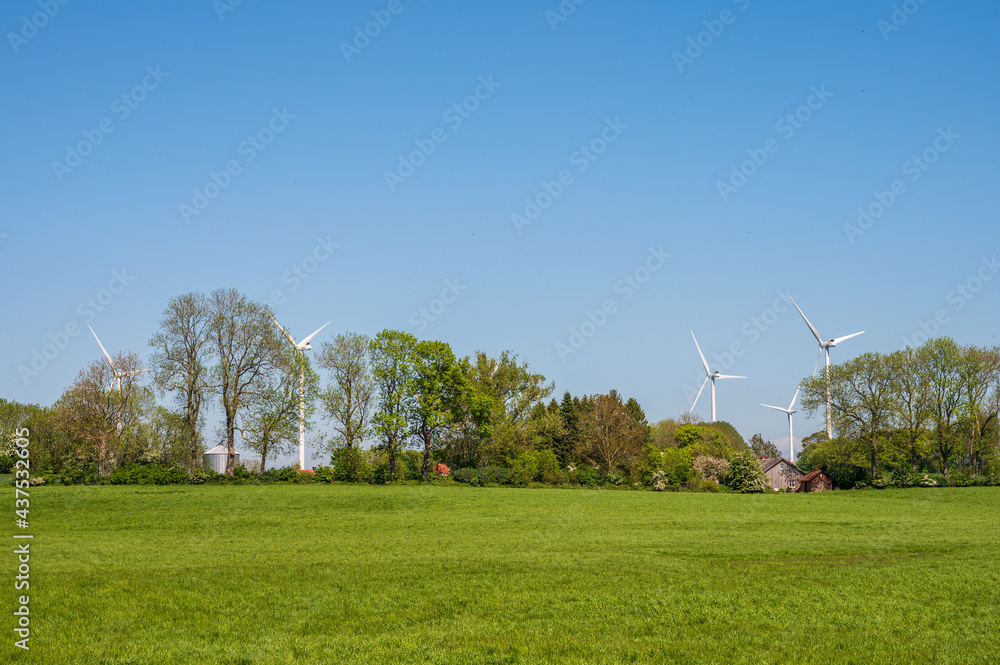 Obraz premium Landschaft am alten Eiderkanal bei der Schleuse Kluvensiek bei Bovenau