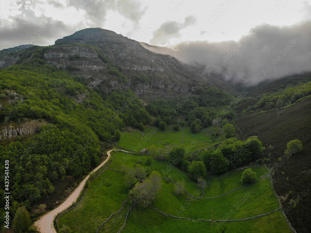 Obraz premium Pasiega Mountains in the north of Spain from a Drone view