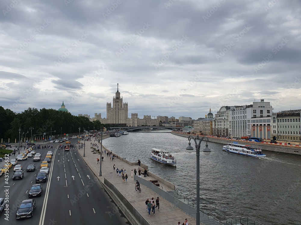 Fototapeta premium view of the city