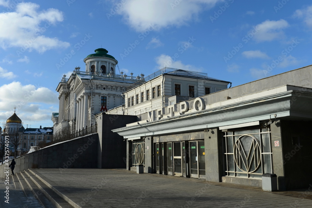 Borovitskaya metro station of the Moscow Metro named after V. Lenin Borovitskaya metro station of the Moscow Metro named after V. Lenin