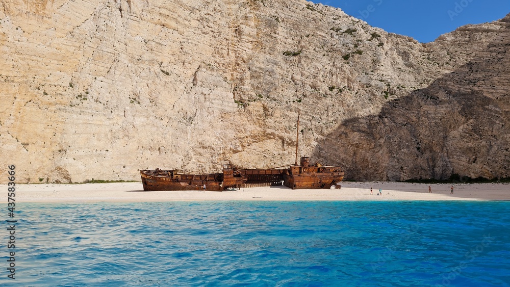 Obraz na płótnie navagio shipwreck beach in zakynthos greece close up w salonie