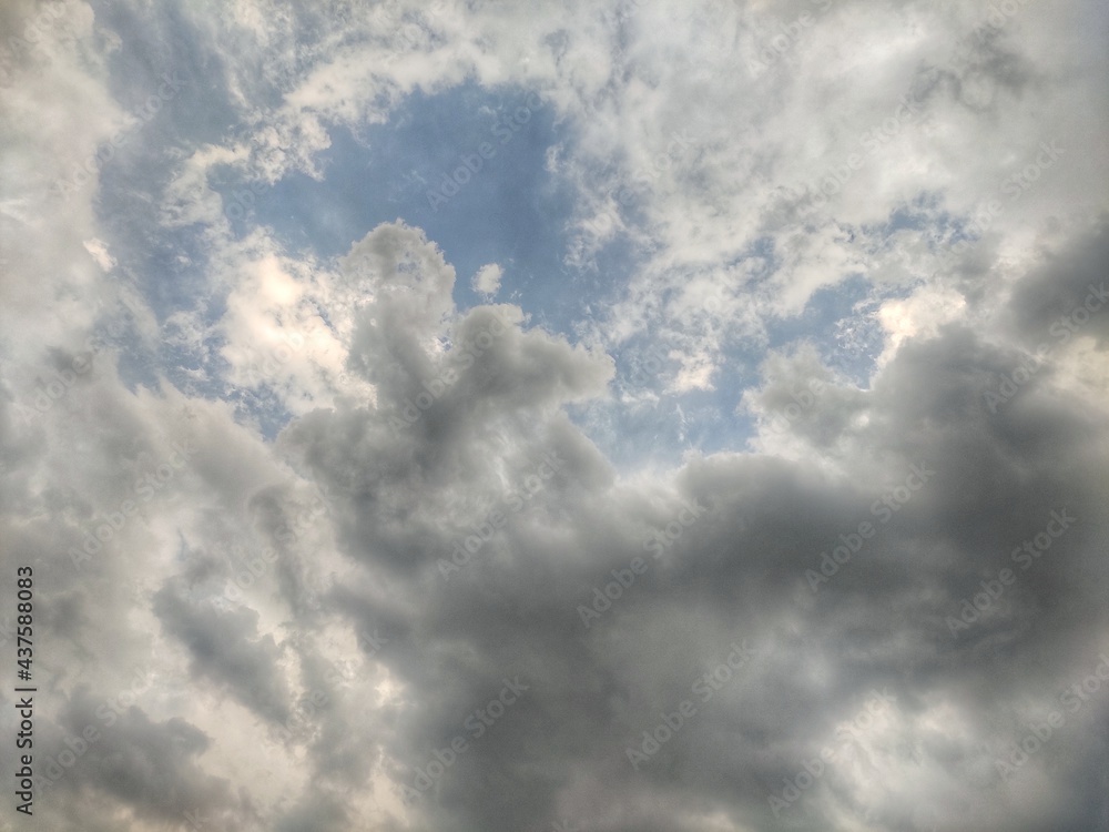 Obraz premium Dark clouds are coming