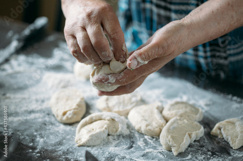 Fototapeta Naklejka Na Ścianę i Meble -  the process of making homemade buns 
