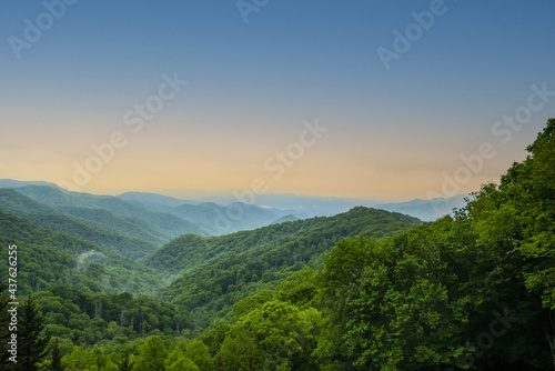 A Smoky Mountain View © ktahaziz
