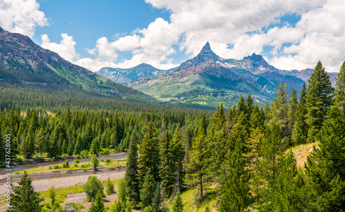 Beartooth Scenic Byway - Pilot and Index Peak in the Absaroka Range - Clarks Fork Yellowstone River © Craig Zerbe