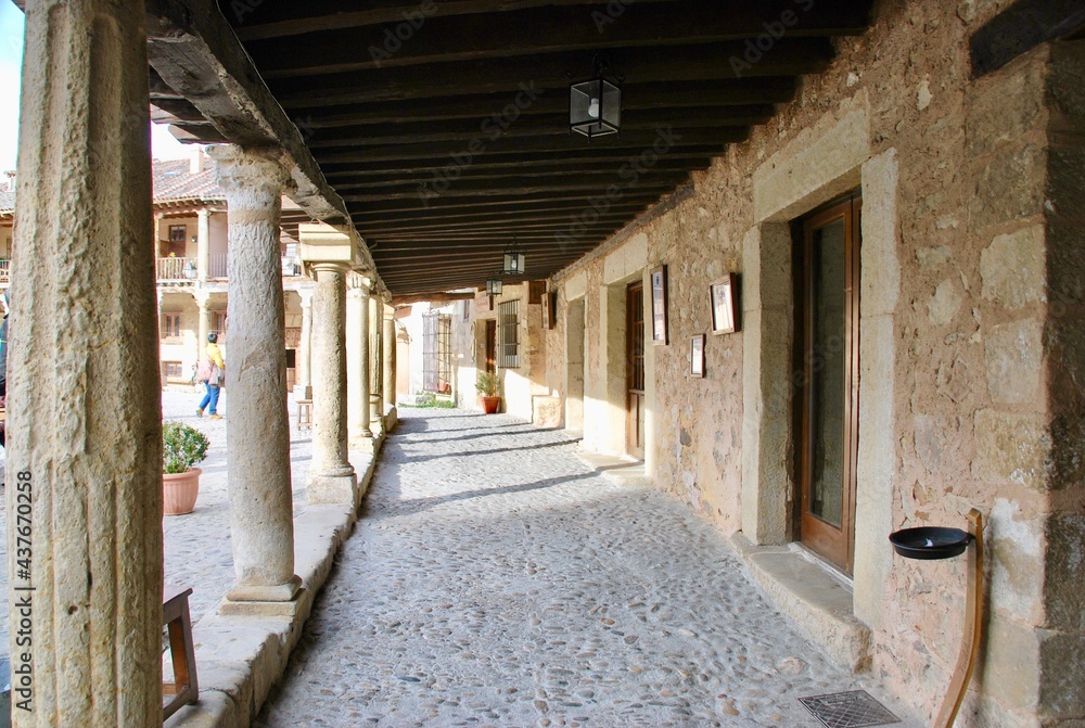 Fototapeta premium Plaza Mayor - Pedraza, Segovia, Spain