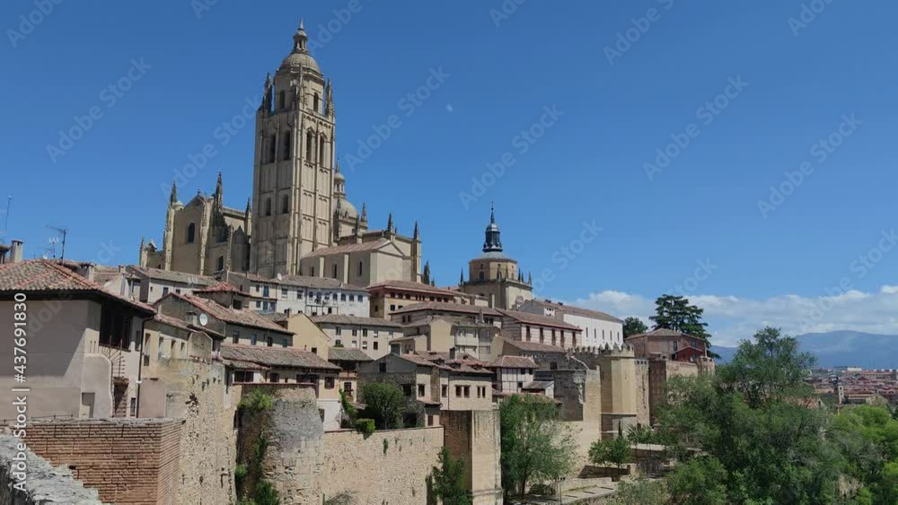 Ciudad monumental de Segovia en la comunidad autónoma de Castilla y León, España Ciudad monumental de Segovia en la comunidad autónoma de Castilla y León, España