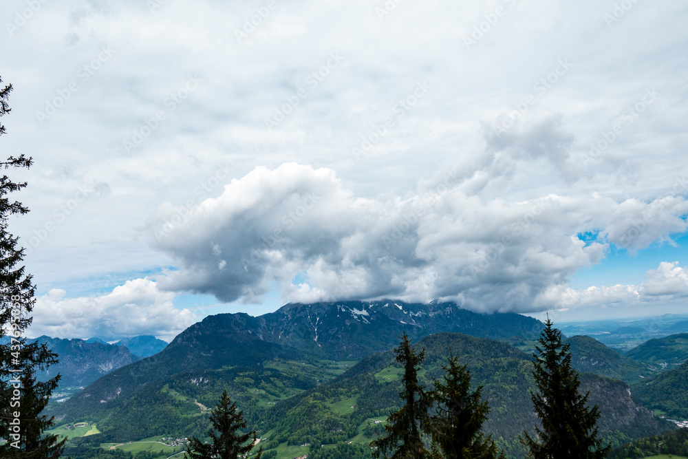 Auf dem weg zum Kehlsteinhaus auf dem Obersalzberg Auf dem weg zum Kehlsteinhaus auf dem Obersalzberg