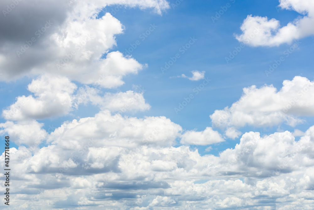 beautiful blue sky and white fluffy cloud horizon outdoor for background. beautiful blue sky and white fluffy cloud horizon outdoor for background.