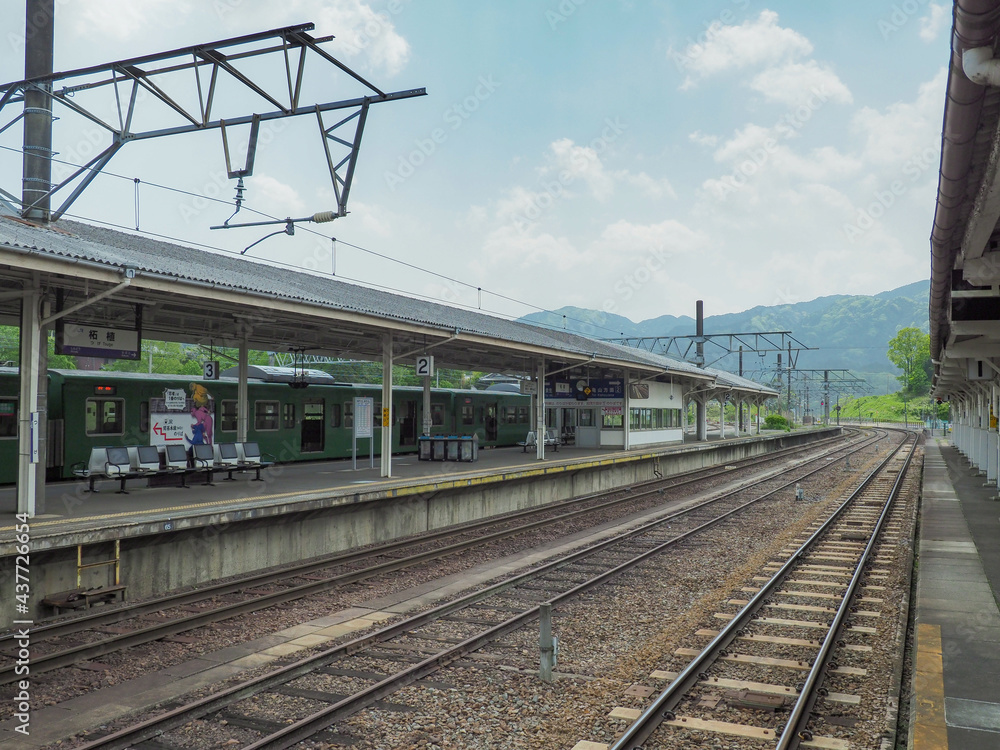 Fototapeta premium 三重県 柘植駅