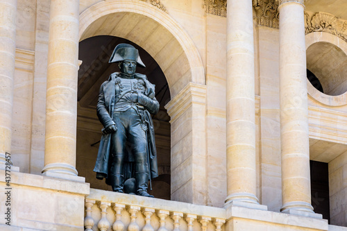 Fototapeta Low angle view of the statue of Napoleon Bonaparte in the Hotel des Invalides in