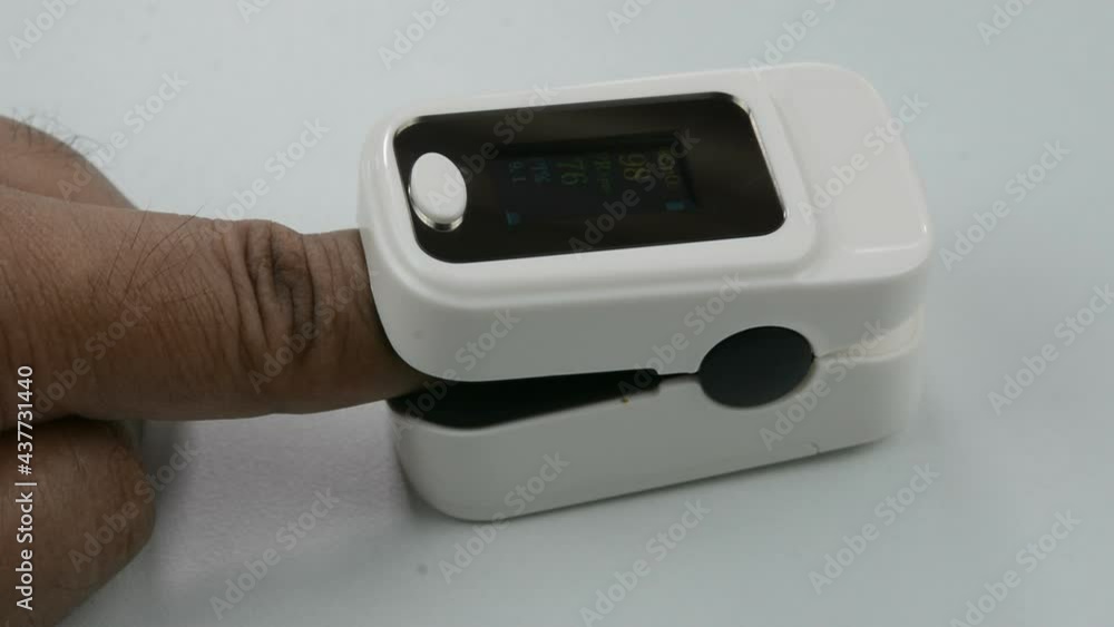 Checking oxygen saturation and pulse levels using pulse oximeter Checking oxygen saturation and pulse levels using pulse oximeter