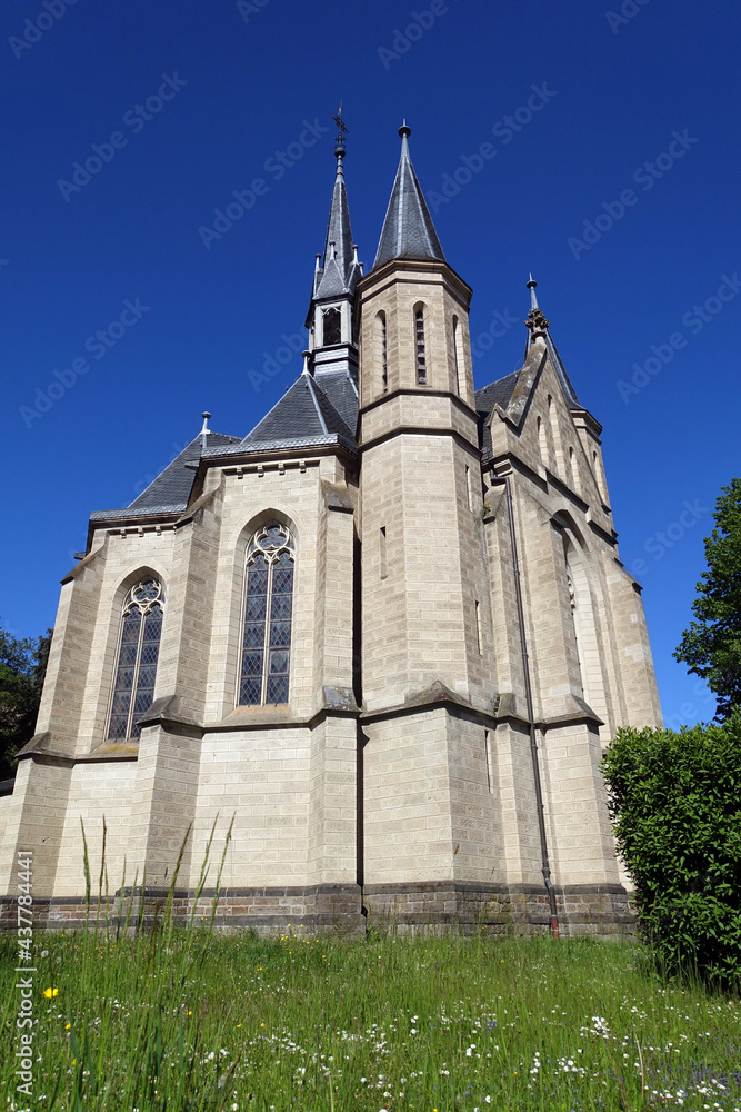 Fototapeta premium Marienkapelle, Kirche im neugotischen Stil