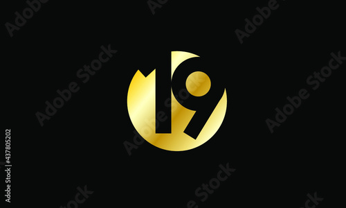 19 Circle Gold Negative Space Number