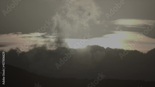 加計呂麻島の空と海