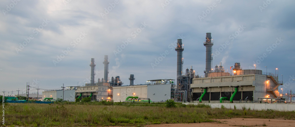 Gas turbine electrical power plant ,Combined Cycle Power Plant with twilight