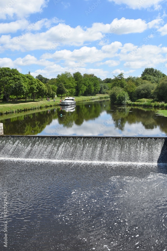 Canal de Nantes à Brest, entre Blain et Guenrouët, écluse de Bougard