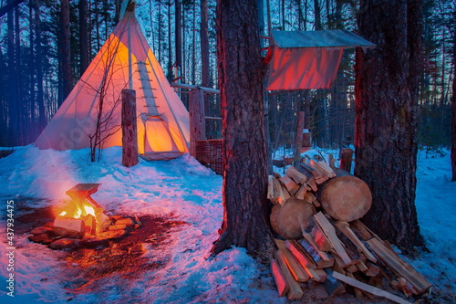 Wigwam in Karelia. Winter i...