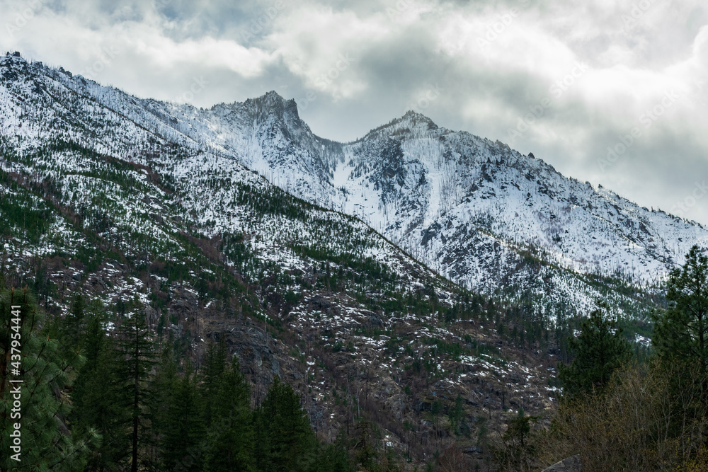 Cascade Mountains in Washington, USA