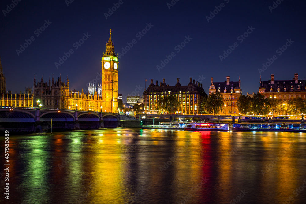 The Palace and the Bridge of Westminster in London at sunset - the United Kingdom, water reflection, Southwark, London, England, United Kingdom, Europe