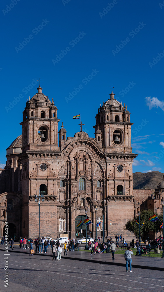 Iglesia de la compañia de jesus en la Plaza de armas de Cusco, Perú. 