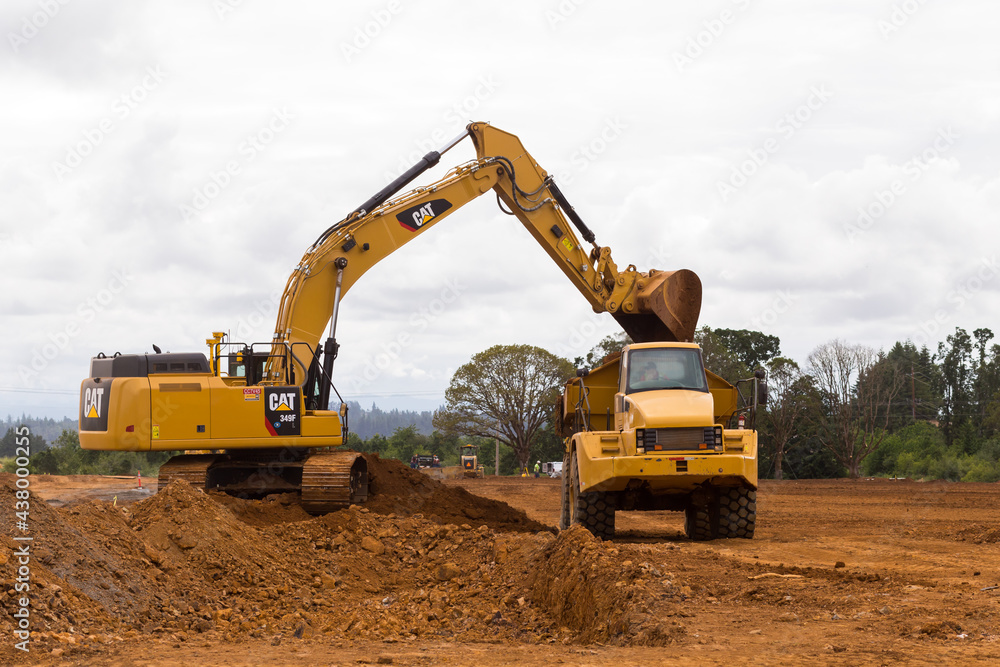 Site caterpillar store