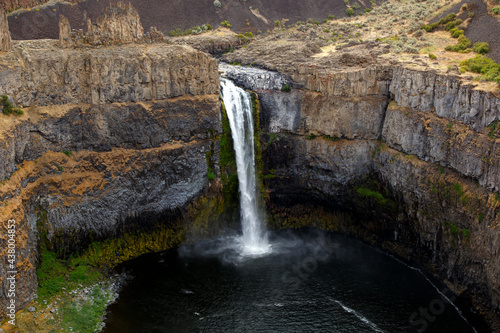 Palouse Falls, powerful and majestic water fall located in eastern Washington.