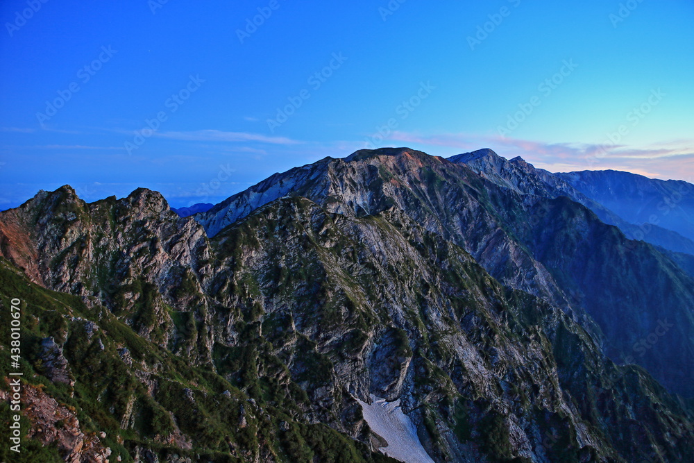 Mt.Shirouma, dawn 未明の白馬三山