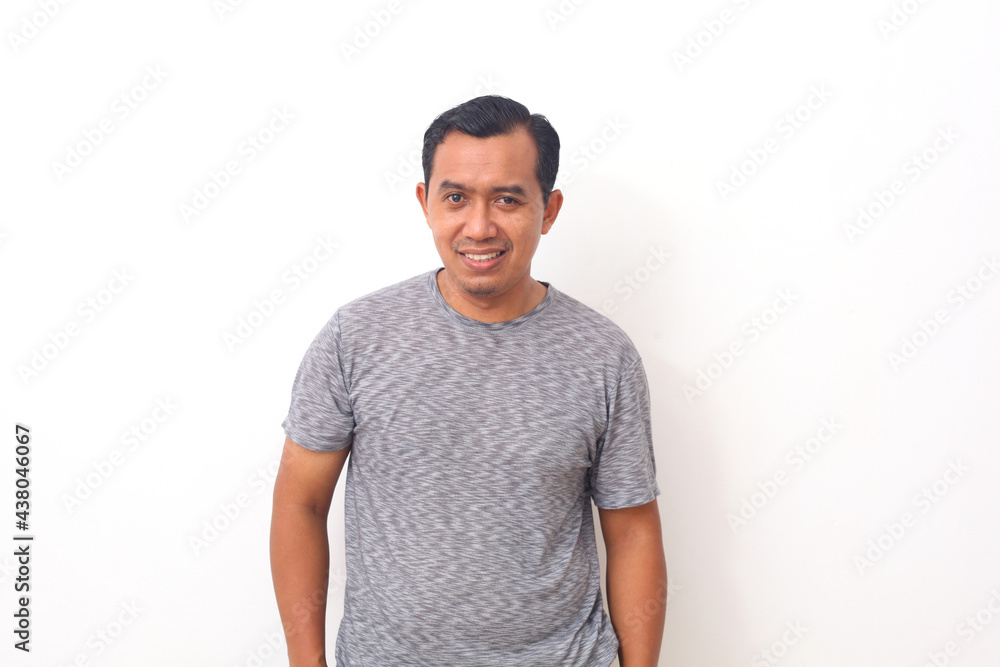 Ταπετσαρία Smile happy face of ordinary Asian man in grey shirt