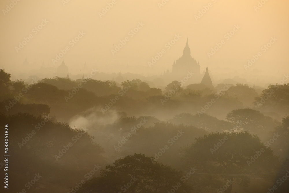 Obraz premium bagan morning