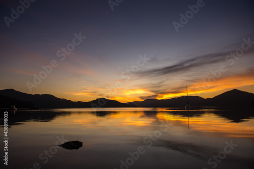 The Morning Glow in Kenepuru Sound  Marlborough Sounds  New Zealand