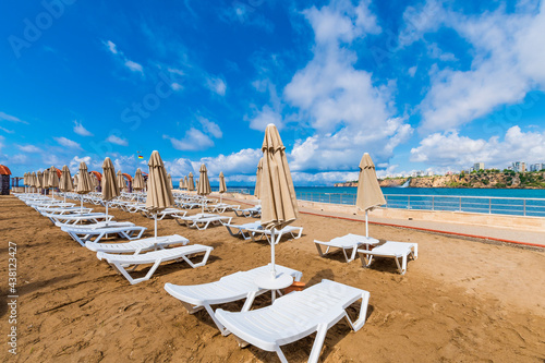 Fototapeta Naklejka Na Ścianę i Meble -  Coastal view of Antalya City in Turkey