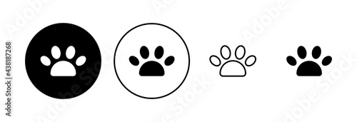 Paw icon set. paw print icon vector. dog or cat paw