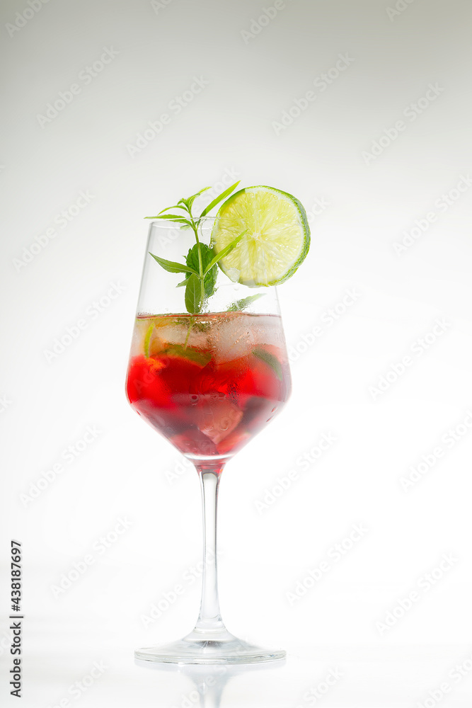 Cocktail Weincocktail Sommer